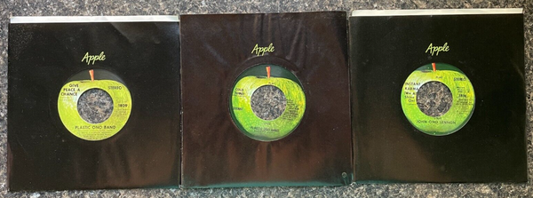 John Lennon Rare Vinyl Singles Give Peace Instant Karma Cold Turkey Apple Mint